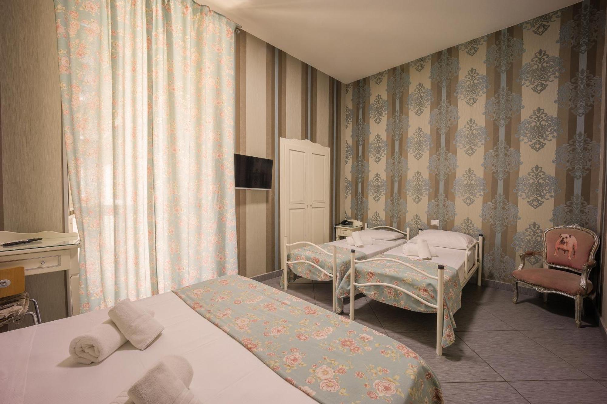 Hotel New Sayonara Neapol Zewnętrze zdjęcie