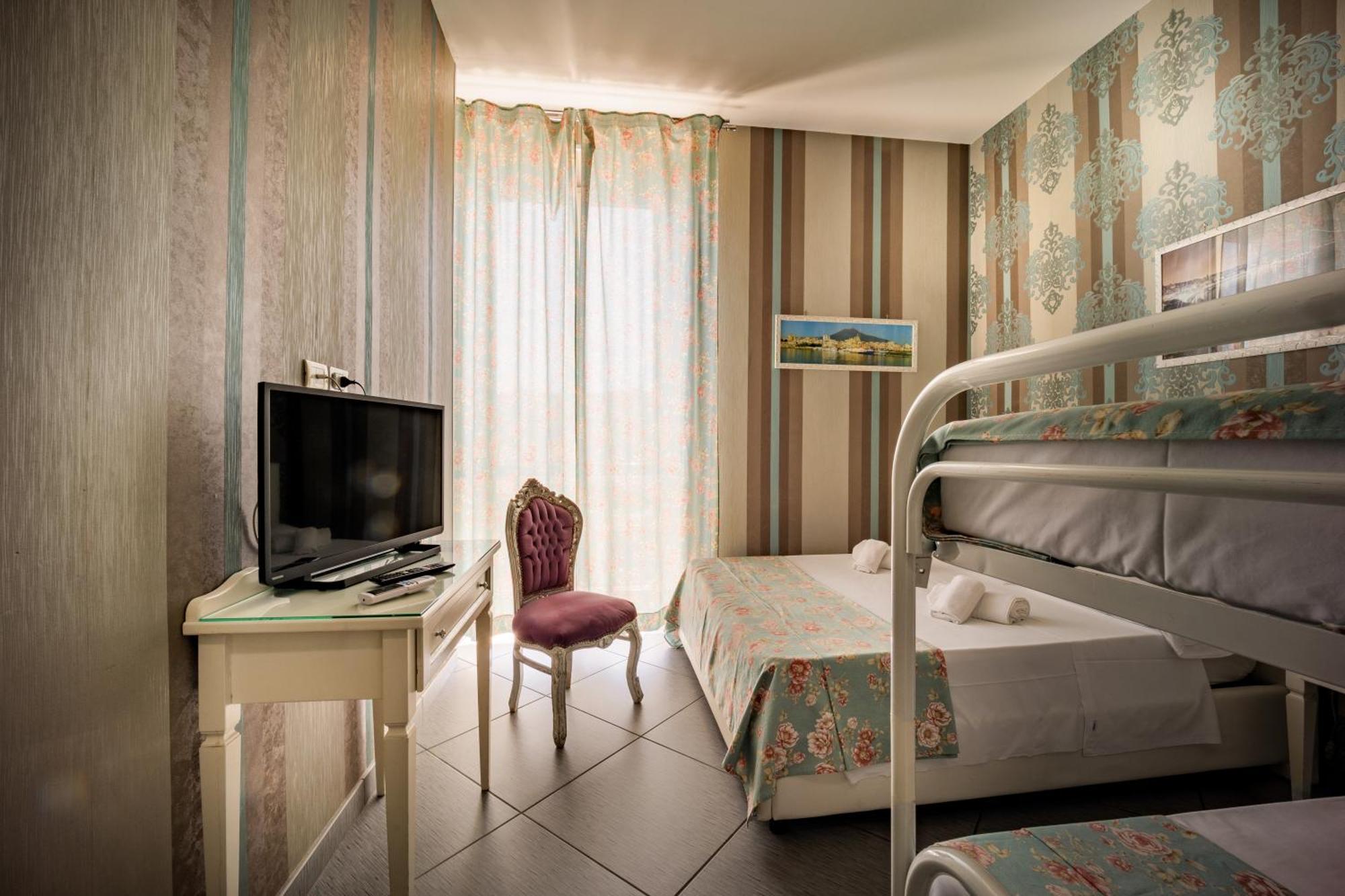 Hotel New Sayonara Neapol Zewnętrze zdjęcie