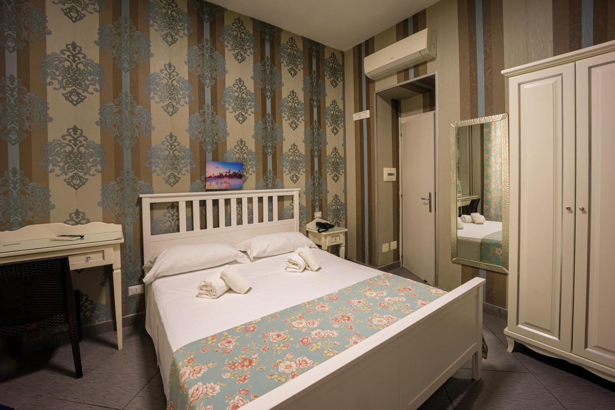 Hotel New Sayonara Neapol Zewnętrze zdjęcie
